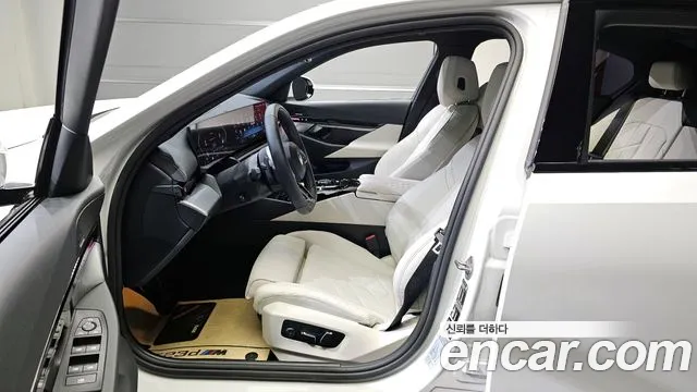 BMW 5 Series (G60) id 2712275 из Кореи 20