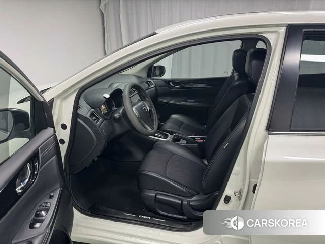 Nissan TIIDA id 4207380 из Китая 20