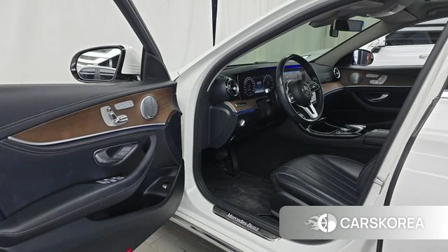 Mercedes-Benz E-Class W213 id 4563242 из Кореи 20