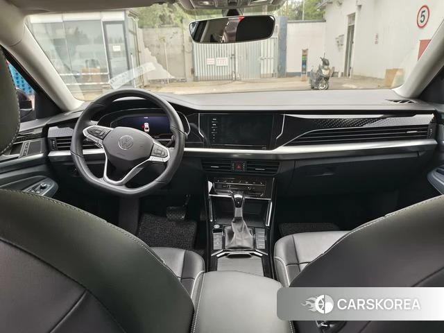 Volkswagen Passat id 4335656 из Китая 13
