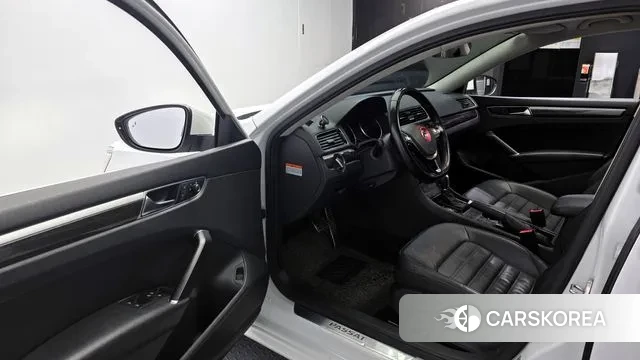 Volkswagen The New Passat id 3568426 из Кореи 20