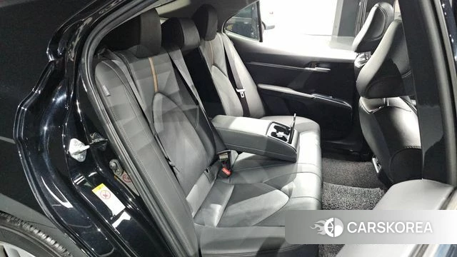 Toyota Camry (XV70) id 4722600 из Кореи 33