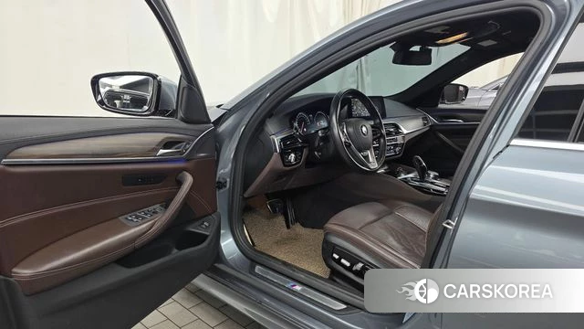 BMW 5 Series (G30) id 4760446 из Кореи 20