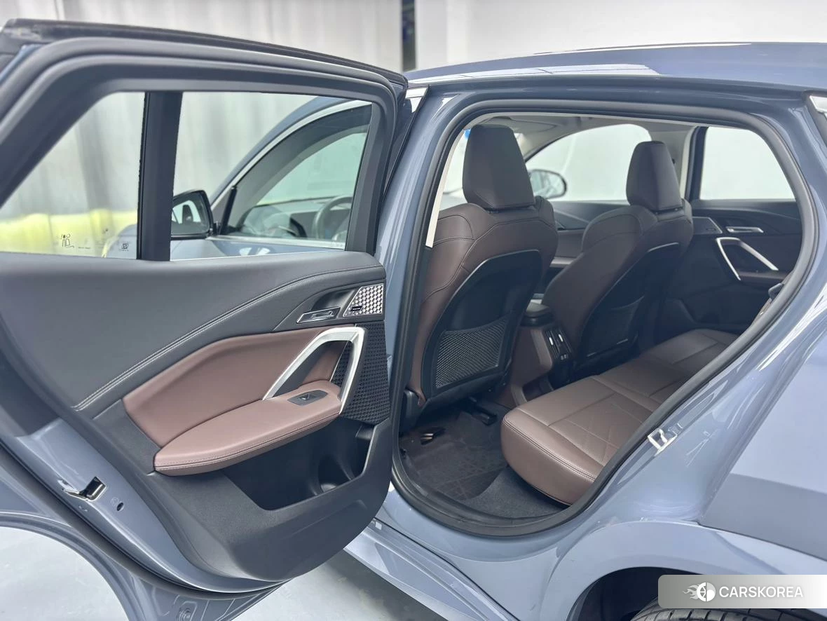 BMW X2 id 4513889 из Китая 17