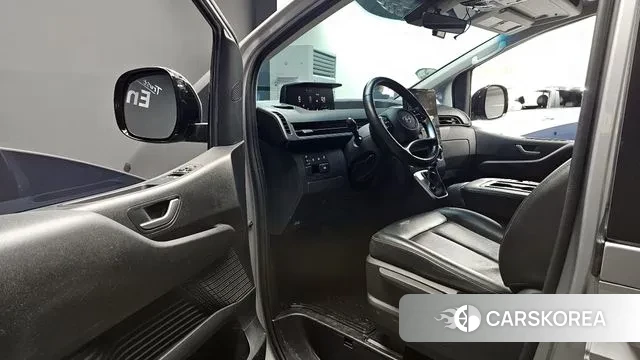 Hyundai Staria id 3629743 из Кореи 20