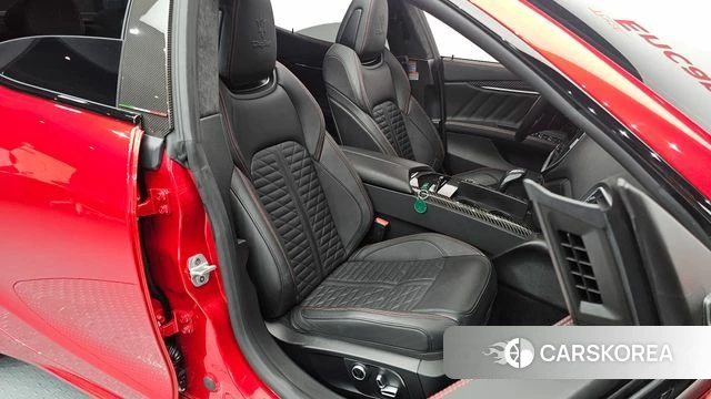 Maserati Ghibli id 4603900 из Кореи 32