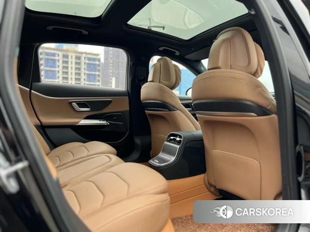 Mercedes-Benz E-class id 4259331 из Китая 35