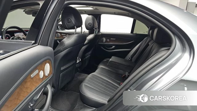 Mercedes-Benz E-Class W213 id 4785325 из Кореи 36