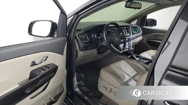 Kia The New Carnival id 3779124 из Кореи 20