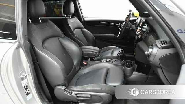 Mini Cooper Electric id 3903168 из Кореи 20