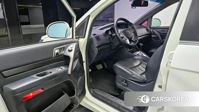 Ssangyong Korando Turismo id 4188708 из Кореи 20