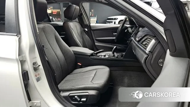 BMW 3 Series (F30) id 3723566 из Кореи 20