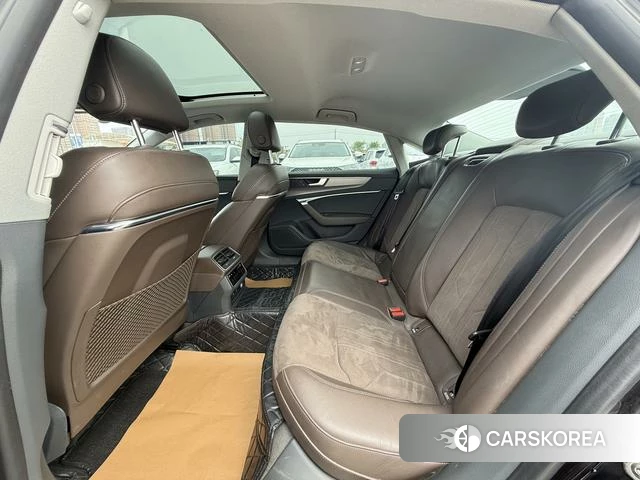 Audi A7L id 4263496 из Китая 17