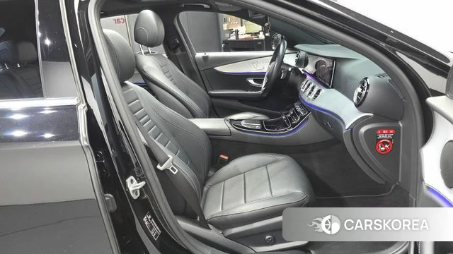 Mercedes-Benz E-Class W213 id 4779822 из Кореи 31