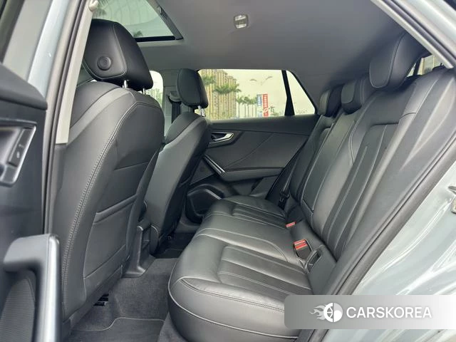 Audi Q2L id 4254393 из Китая 16