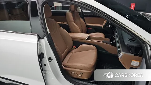 Hyundai Grandeur Hybrid (GN7) id 2894524 из Кореи 20