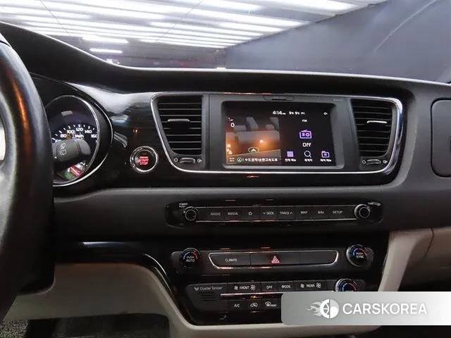 Kia The New Carnival id 3302909 из Кореи 20