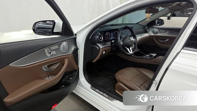Mercedes-Benz E-Class W213 id 3885656 из Кореи 20
