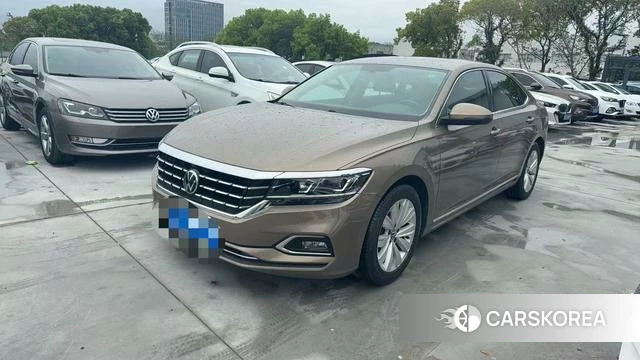 Volkswagen Passat id 3926985 из Китая 11