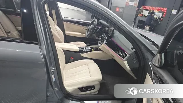 BMW 5 Series (G30) id 3310961 из Кореи 20