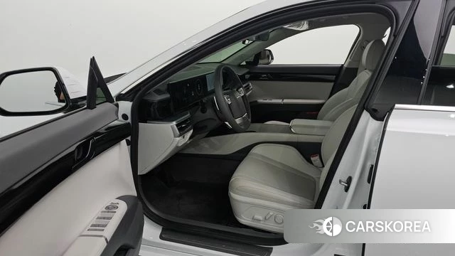 Hyundai Grandeur (GN7) id 3817922 из Кореи 20