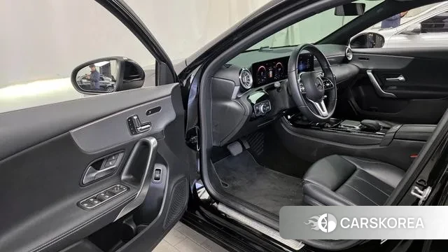 Mercedes-Benz A-Class W177 id 3556791 из Кореи 20