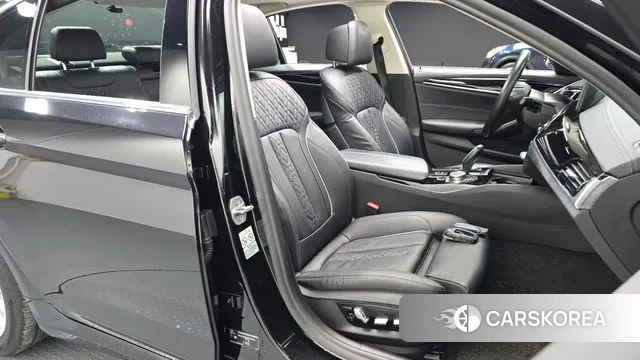 BMW 5 Series (G30) id 3519080 из Кореи 20