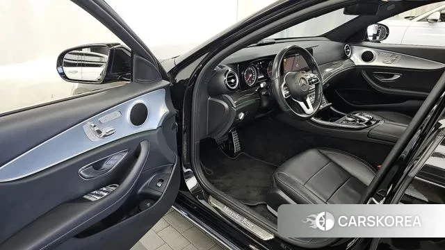 Mercedes-Benz E-Class W213 id 3144624 из Кореи 20