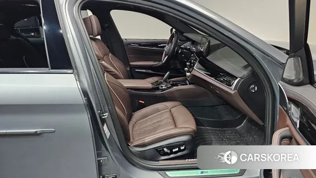 BMW 5 Series (G30) id 3721460 из Кореи 20