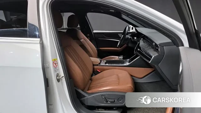 Audi A6 (C8) id 3661228 из Кореи 20