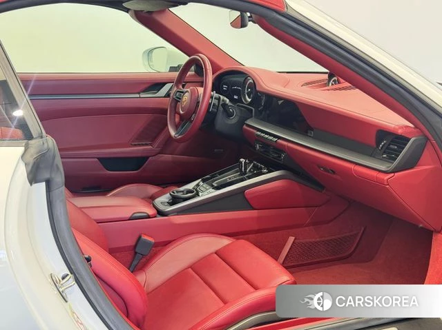 Porsche 911(992) id 3791990 из Кореи 20