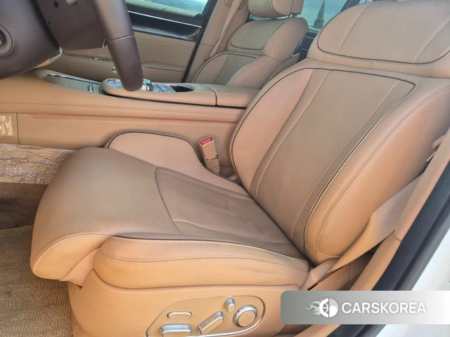Genesis G90 (RS4) id 4292079 из Кореи 20