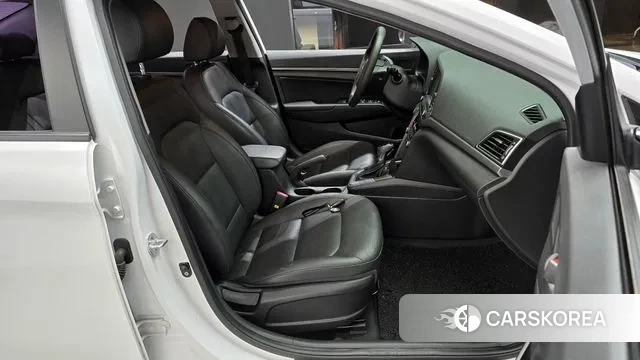 Hyundai Avante AD id 3656782 из Кореи 20