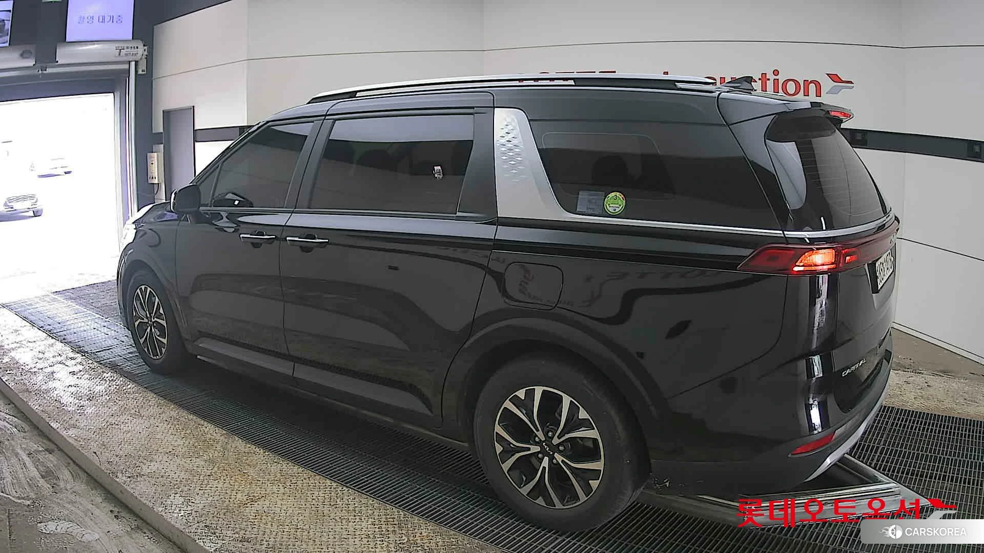 Kia Carnival id 3875683 из Кореи 37