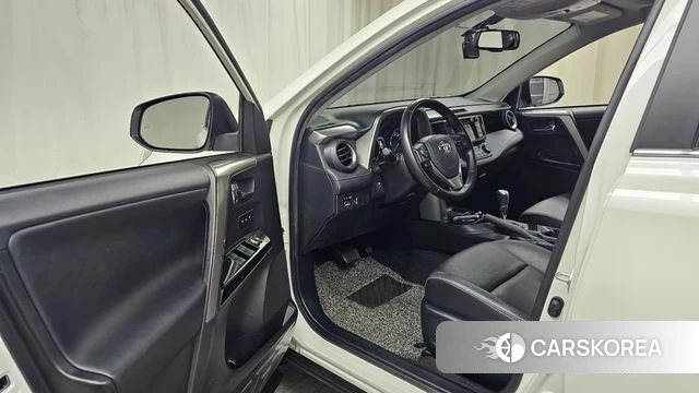 Toyota RAV4 id 4508415 из Кореи 20