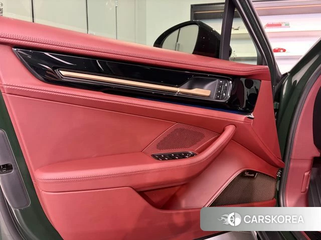 Porsche Panamera (976) id 3863812 из Кореи 12