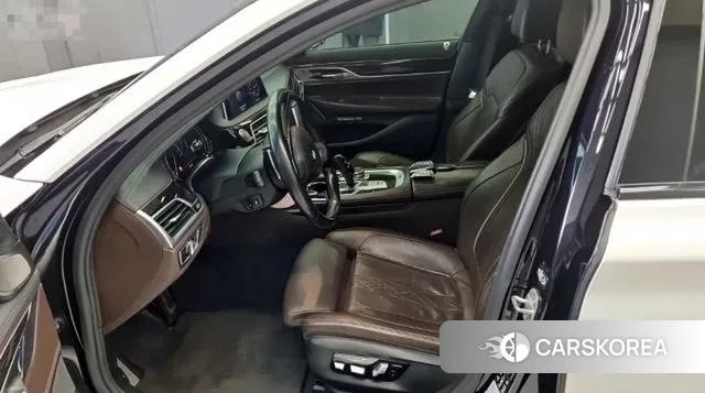 BMW 7 Series (G11) id 3667117 из Кореи 18