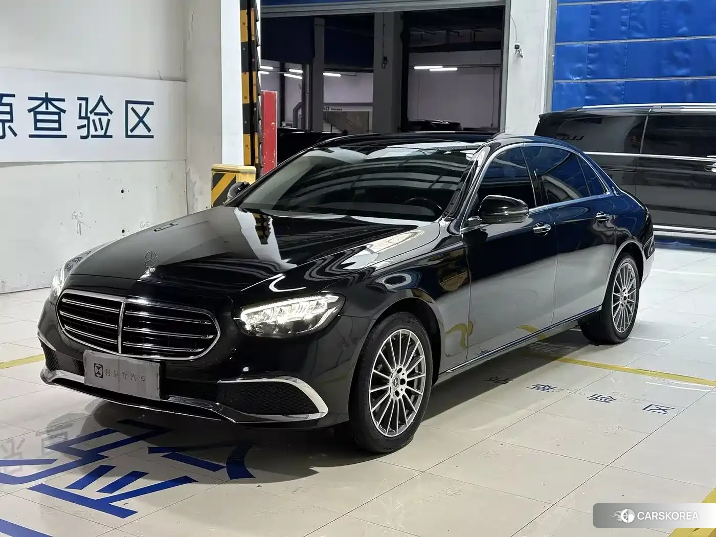 Mercedes-Benz E-Class id 4548334 из Китая 19