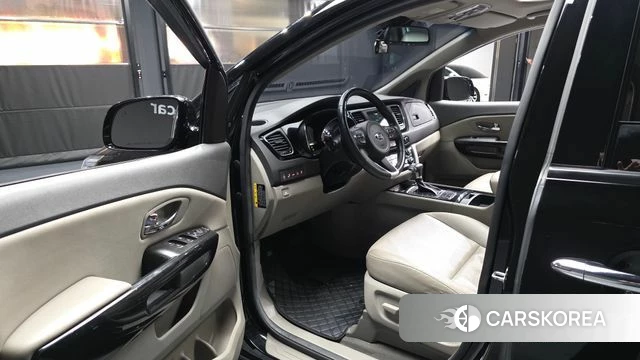 Kia All New Carnival id 4850219 из Кореи 20