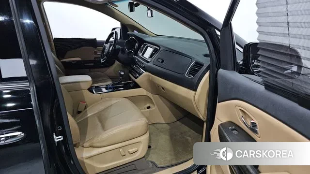 Kia The New Carnival id 3308150 из Кореи 20