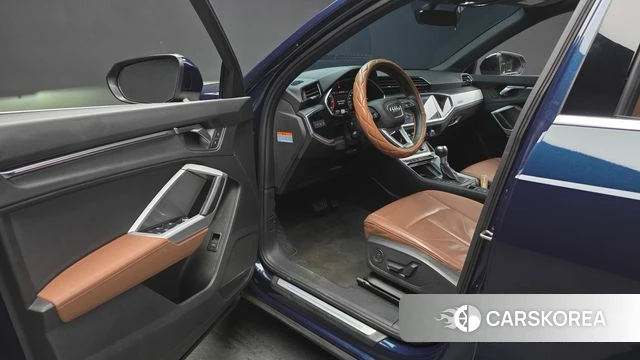 Audi Q3 (F3) id 4619952 из Кореи 33