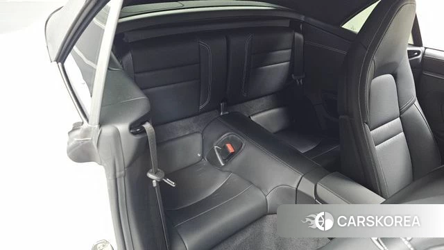Porsche 911(992) id 4700993 из Кореи 31