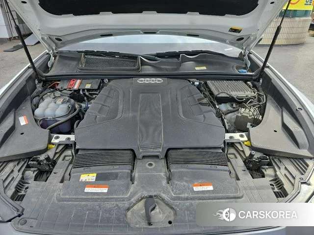 Audi Q8 (4M) id 4187560 из Кореи 16