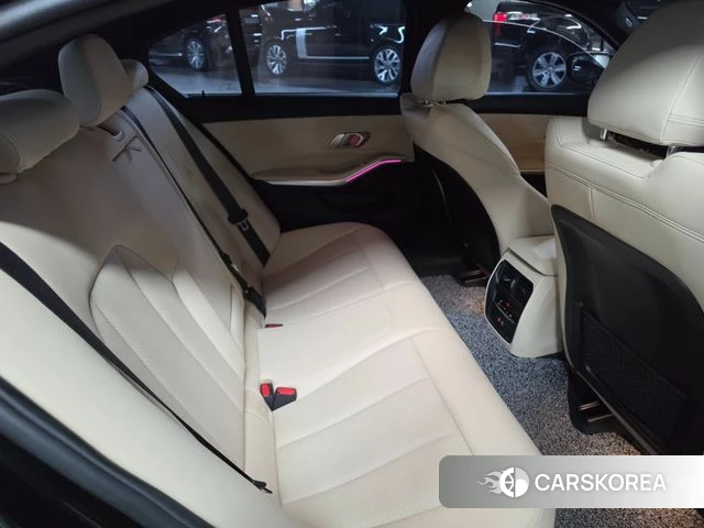 BMW 3 Series (G20) id 3919674 из Кореи 16