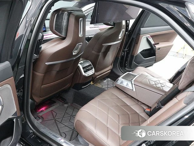 BMW 7 Series (G70) id 4792761 из Кореи 20