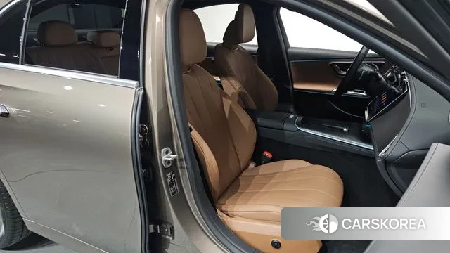 Mercedes-Benz E-Class W214 id 3663927 из Кореи 21