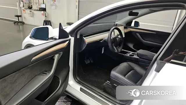 Tesla Model Y id 3031904 из Кореи 20