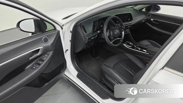 Hyundai Sonata (DN8) id 4646048 из Кореи 30