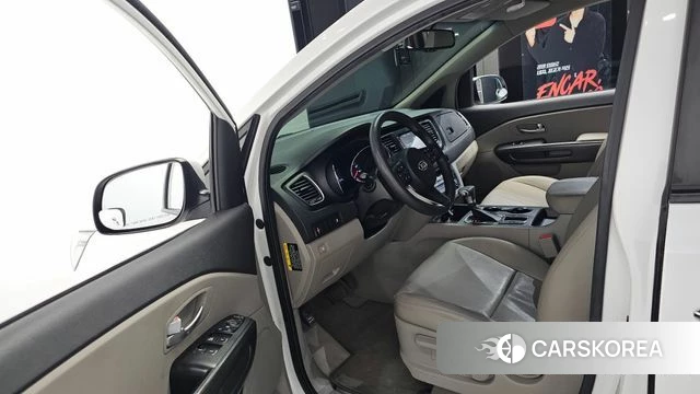 Kia The New Carnival id 4581754 из Кореи 29