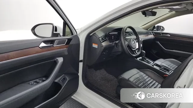 Volkswagen Passat GT (B8) id 3336595 из Кореи 20